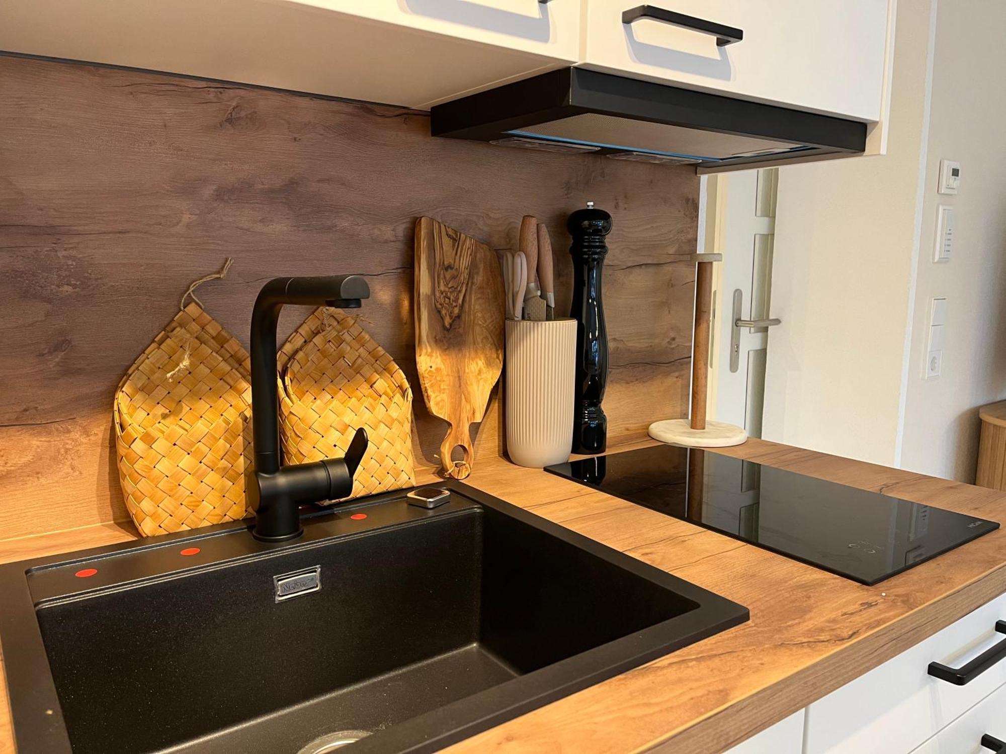 Stuttgart Lux Living - Stilvolles Wohnen Im Zentrum Phòng bức ảnh