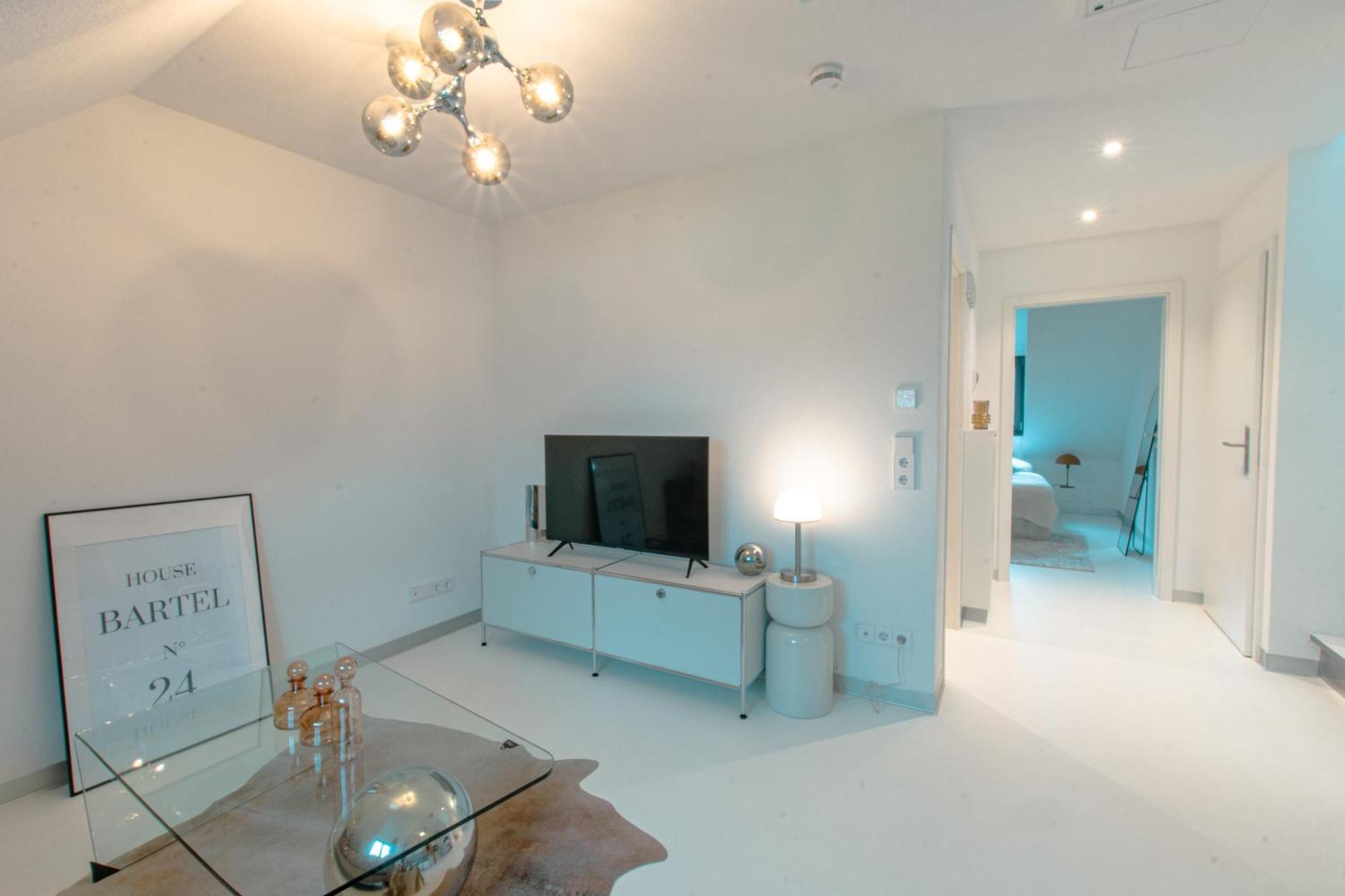 Stuttgart Lux Living - Stilvolles Wohnen Im Zentrum Phòng bức ảnh
